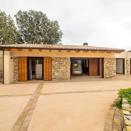 Casa Gessami En El Pla De Lestany * Camós
